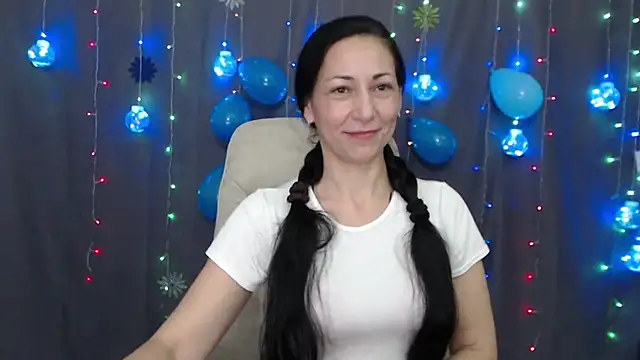LiluGrants online show from January 9, 2025, 10:41 pm