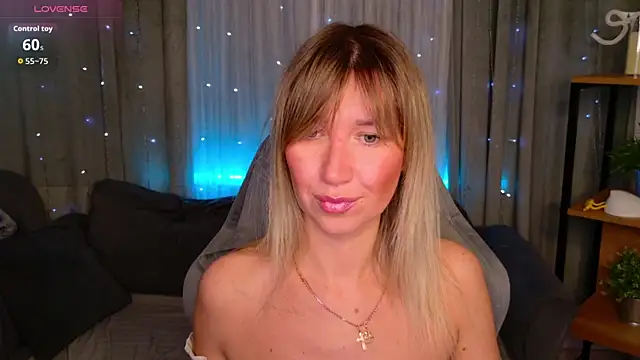 Snapshot of MilaBott chatting on April 30, 2026, 8:57 pm MilaBott online show from April 30, 2026, 8:57 pm