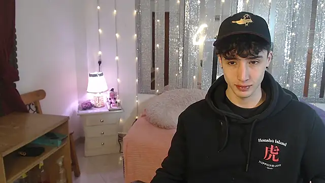 Snapshot of gojo_satoru_18 chatting on January 22, 2025, 1:21 pm gojo satoru 18 online show from January 22, 2025, 1:21 pm