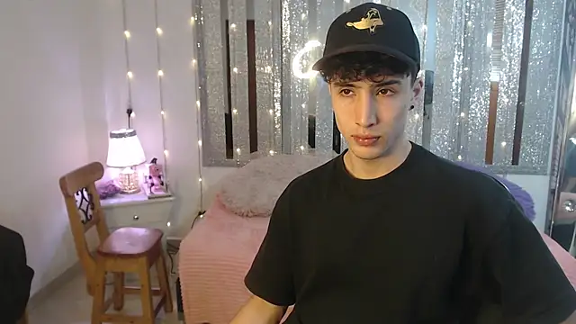 Snapshot of gojo_satoru_18 chatting on January 22, 2025, 4:23 pm gojo satoru 18 online show from January 22, 2025, 4:23 pm