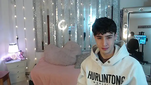 Snapshot of gojo_satoru_18 chatting on January 27, 2025, 11:43 am gojo satoru 18 online show from January 27, 2025, 11:43 am