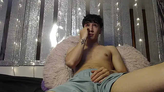 Snapshot of gojo_satoru_18 chatting on February 7, 2025, 5:40 pm gojo satoru 18 online show from February 7, 2025, 5:40 pm