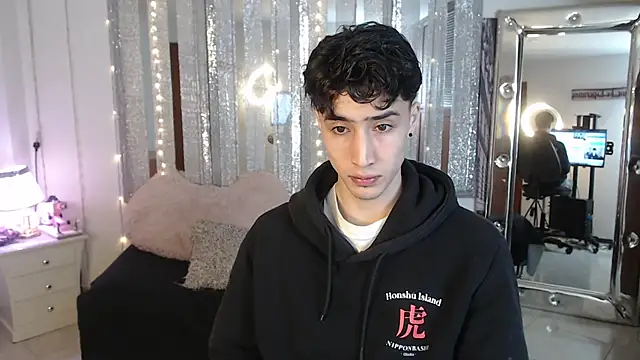 Snapshot of gojo_satoru_18 chatting on February 11, 2025, 11:32 am gojo satoru 18 online show from February 11, 2025, 11:32 am