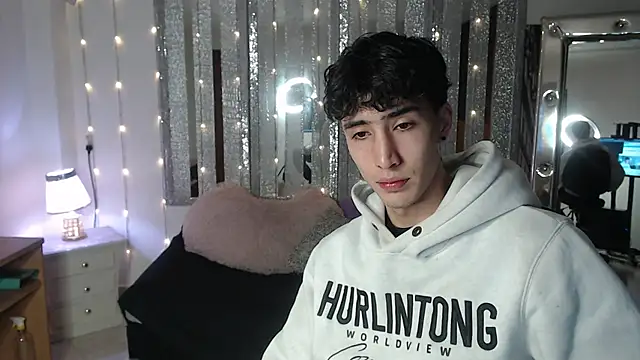 Snapshot of gojo_satoru_18 chatting on February 19, 2025, 11:49 am gojo satoru 18 online show from February 19, 2025, 11:49 am