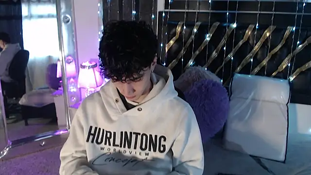 Snapshot of gojo_satoru_18 chatting on September 16, 2025, 11:55 am gojo satoru 18 online show from September 16, 2025, 11:55 am