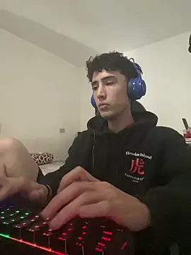 Snapshot of gojo_satoru_18 chatting on October 7, 2025, 2:47 pm gojo satoru 18 online show from October 7, 2025, 2:47 pm