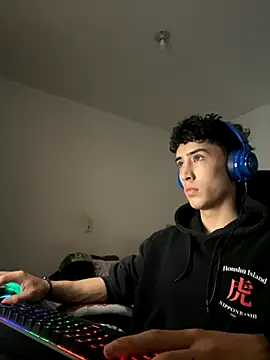 Snapshot of gojo_satoru_18 chatting on October 8, 2025, 2:25 pm gojo satoru 18 online show from October 8, 2025, 2:25 pm