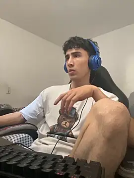 Snapshot of gojo_satoru_18 chatting on October 21, 2025, 4:08 pm gojo satoru 18 online show from October 21, 2025, 4:08 pm