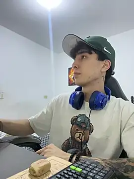 gojo satoru 18 online show from March 24, 2026, 2:05 am