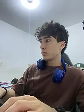 gojo satoru 18 online show from April 6, 2026, 8:54 pm