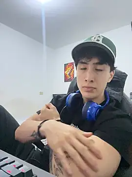 gojo satoru 18 online show from April 9, 2026, 7:52 pm