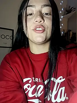 helena smith online show from February 7, 2025, 4:37 am