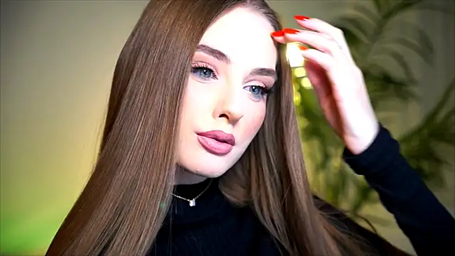 Snapshot of petitegonwiild chatting on October 20, 2025, 7:47 pm petitegonwiild online show from October 20, 2025, 7:47 pm