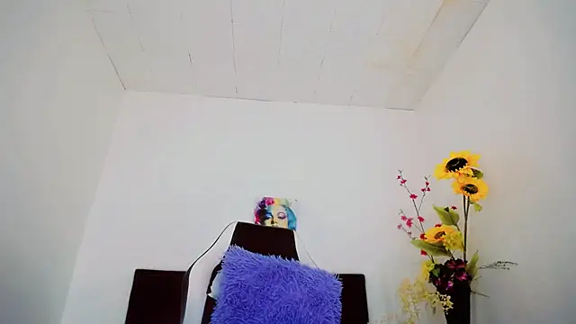 samantha official  online show from December 11, 2024, 7:36 pm