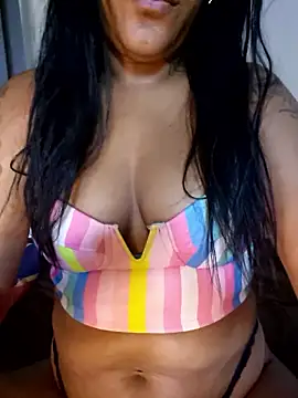 viannaiasmim online show from January 12, 2026, 9:14 am