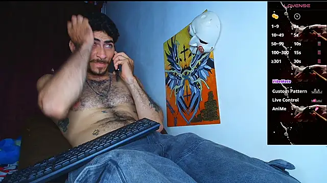 Thomass00 online show from November 2, 2025, 11:18 pm