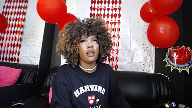 Snapshot of TIFFANYYSTAR chatting on January 24, 2025, 8:22 pm TIFFANYYSTAR online show from January 24, 2025, 8:22 pm