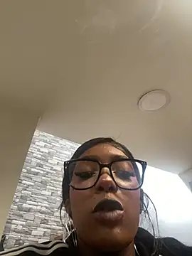 Snapshot of TIFFANYYSTAR chatting on September 11, 2025, 2:06 pm TIFFANYYSTAR online show from September 11, 2025, 2:06 pm