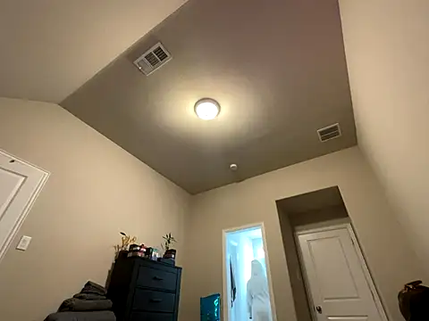 wynterheat online show from December 1, 2025, 5:18 pm