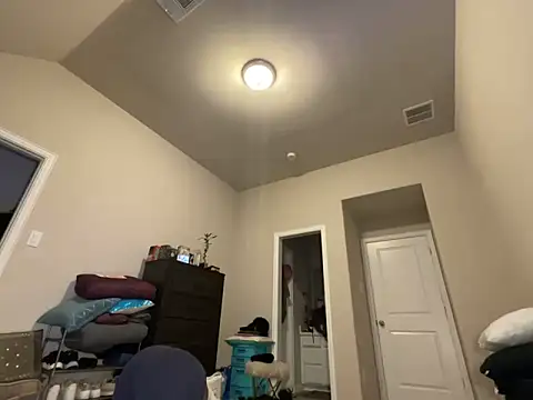 wynterheat online show from March 4, 2026, 9:32 pm