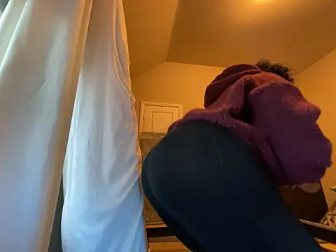 wynterheat online show from March 17, 2026, 1:14 pm