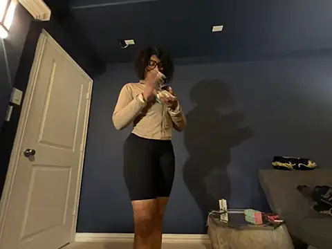 wynterheat online show from April 10, 2026, 6:29 am