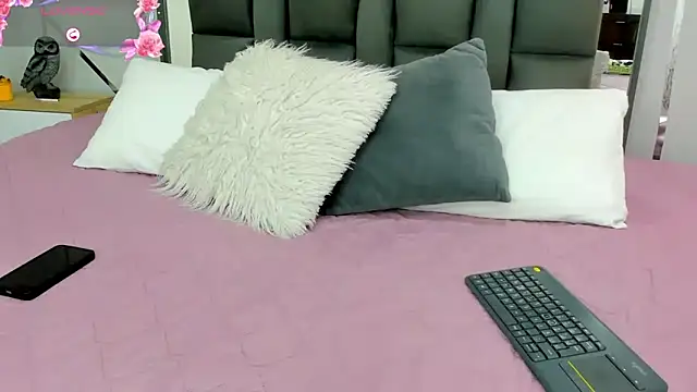 Ayla martinez online show from February 23, 2025, 1:57 am