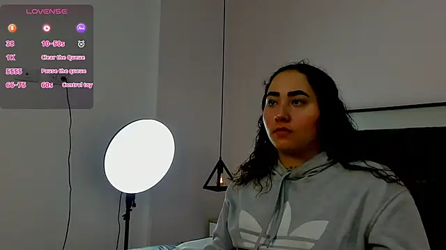 Ayla martinez online show from October 12, 2025, 1:37 am