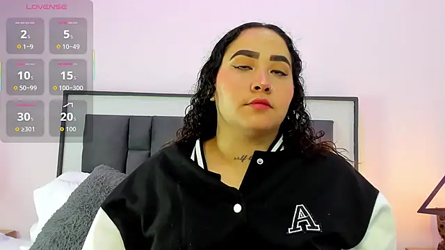 Ayla martinez online show from October 13, 2025, 2:00 am