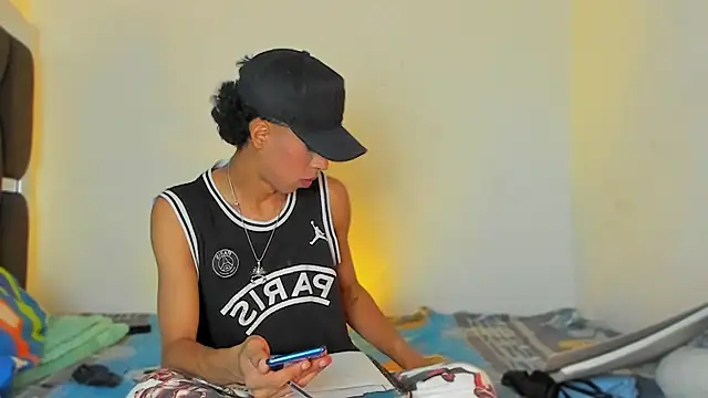 RyanRizzo online show from November 5, 2025, 5:24 pm