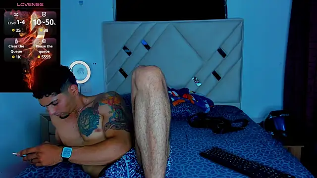 Rich boy01 online show from January 2, 2025, 2:43 am