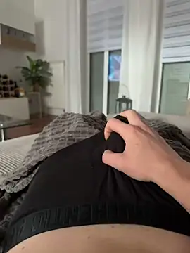 thorn0 online show from December 29, 2024, 2:10 pm