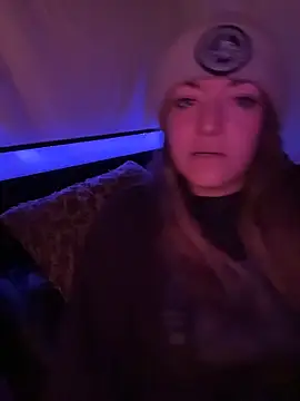 SummerV91 online show from February 15, 2026, 11:45 pm