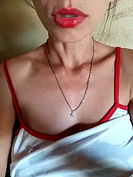 Nandasant09 online show from September 17, 2025, 5:14 pm