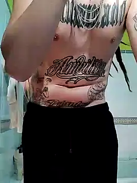 Snapshot of Casaltesudex chatting on December 24, 2024, 4:51 pm Casaltesudex online show from December 24, 2024, 4:51 pm