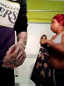 Snapshot of Casaltesudex chatting on January 25, 2025, 1:54 am Casaltesudex online show from January 25, 2025, 1:54 am