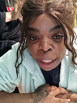 Snapshot of Casaltesudex chatting on February 26, 2025, 12:16 am Casaltesudex online show from February 26, 2025, 12:16 am