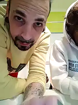 Snapshot of Casaltesudex chatting on February 28, 2025, 9:01 pm Casaltesudex online show from February 28, 2025, 9:01 pm