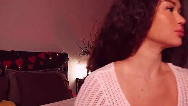 Denise Garciia online show from March 11, 2025, 3:12 pm