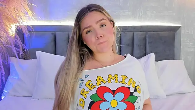 GaiaBaker online show from November 7, 2025, 2:06 pm