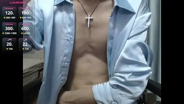 wujiaxing22 online show from March 21, 2026, 4:43 pm