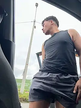 Logan smith1 online show from December 20, 2025, 5:09 pm