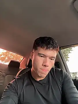 Logan smith1 online show from April 15, 2026, 7:58 pm