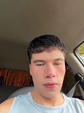 Snapshot of Logan_smith1 chatting on July 11, 2026, 4:10 pm Logan smith1 online show from July 11, 2026, 4:10 pm