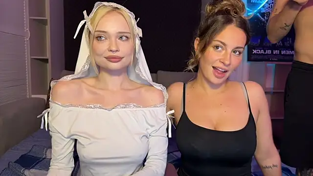 dollfromvenus online show from July 21, 2026, 9:39 pm