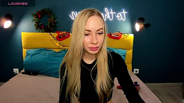 Diana Garrett online show from January 7, 2025, 1:38 am