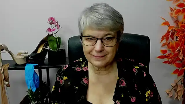 IrisDream online show from December 2, 2024, 7:25 am