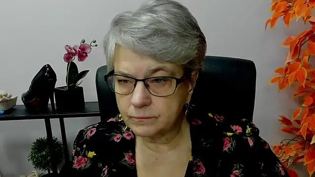 IrisDream online show from December 5, 2024, 7:16 am