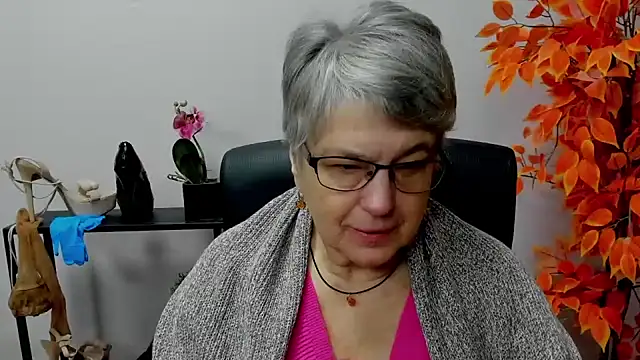 IrisDream online show from December 6, 2024, 7:21 am