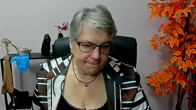 IrisDream online show from December 11, 2024, 7:20 am